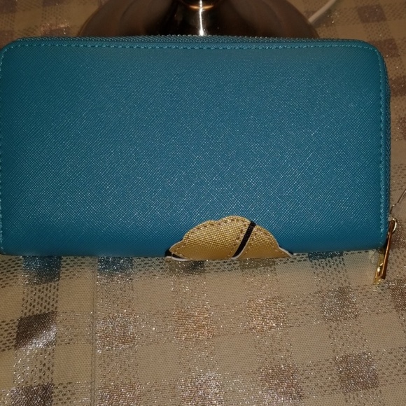 Brand new wallet - Picture 3 of 5